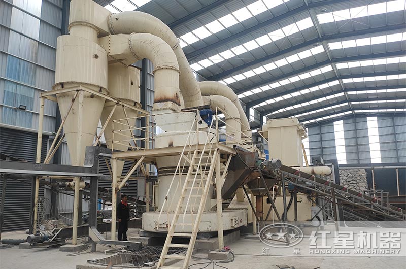 雷蒙磨粉机现场实拍 雷蒙磨粉机现场实拍