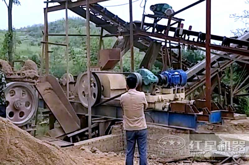 时产100吨鹅卵石制砂用颚破+对辊破 时产100吨鹅卵石制砂用颚破+对辊破