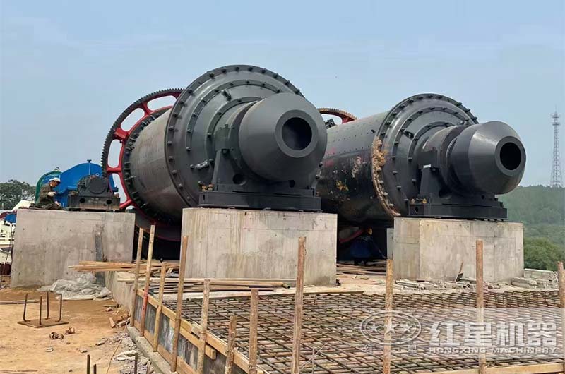 选铁矿球磨机现场 选铁矿球磨机现场