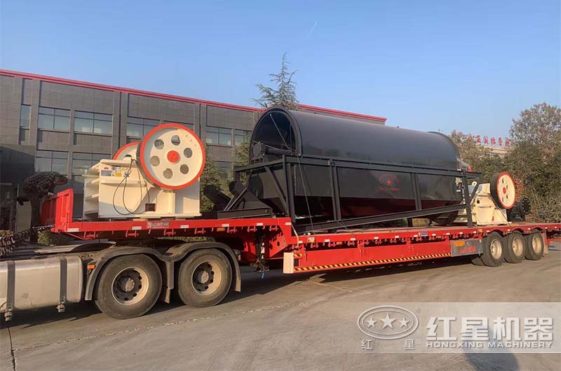 红星机器小型河石破碎机发货 红星机器小型河石破碎机发货