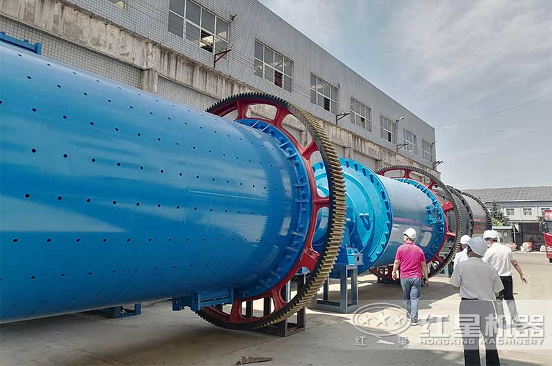 来厂考察球磨机设备的客户络绎不绝 来厂考察球磨机设备的客户络绎不绝