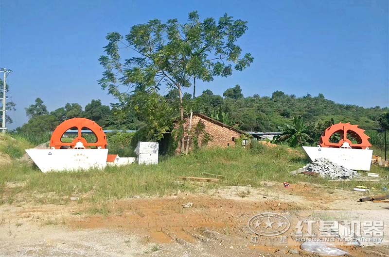 砂石生产线现场等待安装的洗沙机 砂石生产线现场等待安装的洗沙机