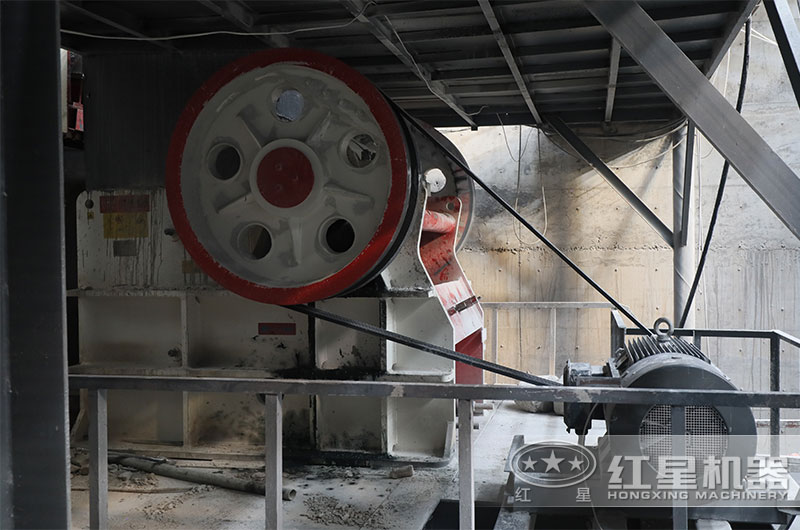 HD98德版颚式破碎机打头破 HD98德版颚式破碎机打头破