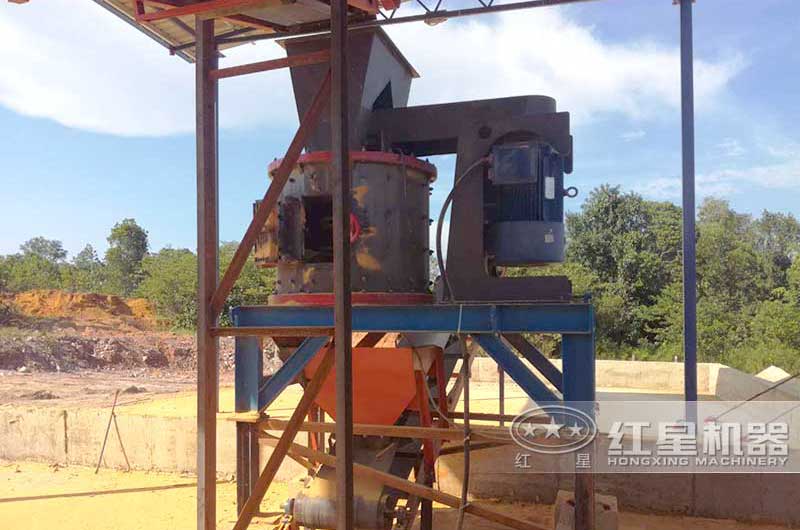 红星机器800小型复合破现场 红星机器800小型复合破现场