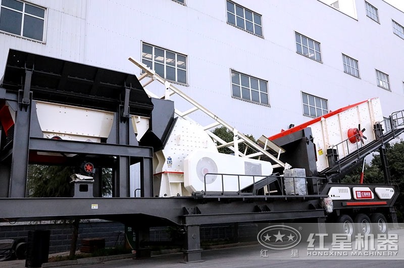 轮胎式移动破碎站